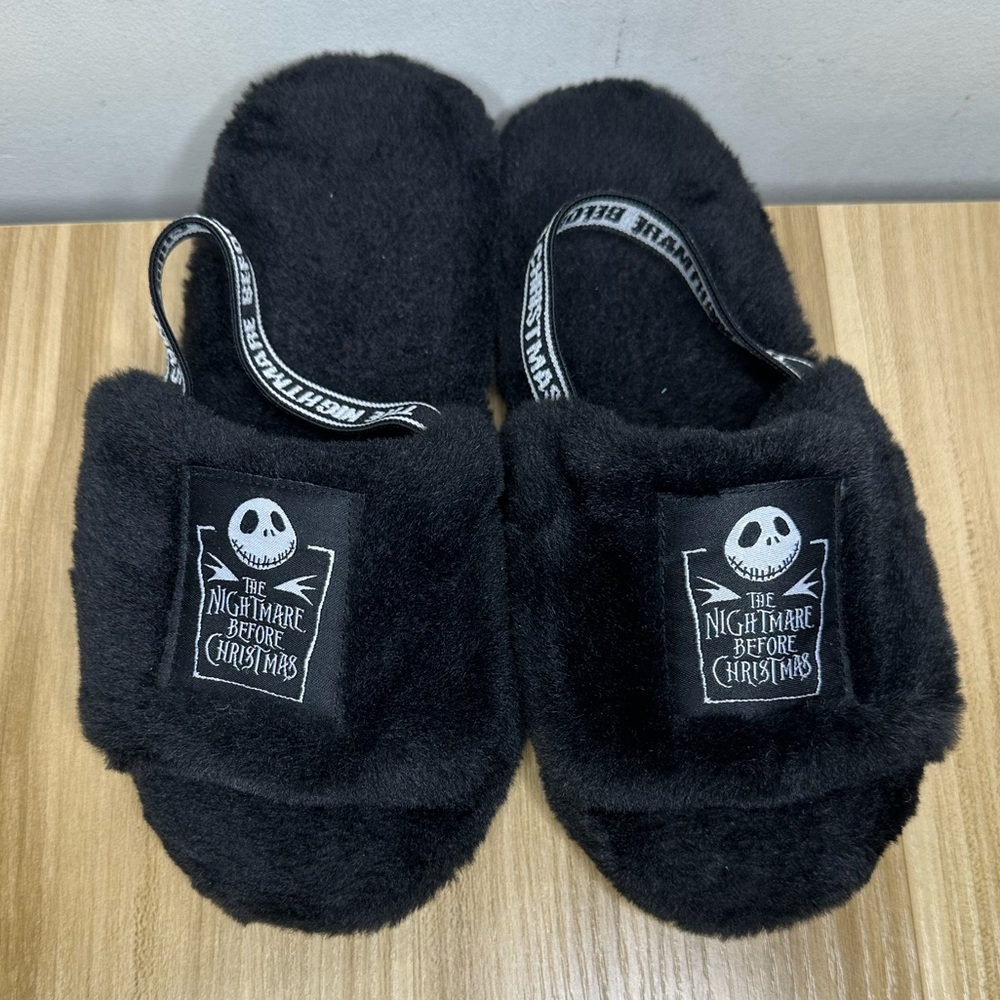 Disney Nightmare Before Christmas Jack Skellington slippers Women’s S/M